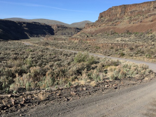 Gravel section in the Palisades. Looks like Grand Junction to me... photo: D. Banks